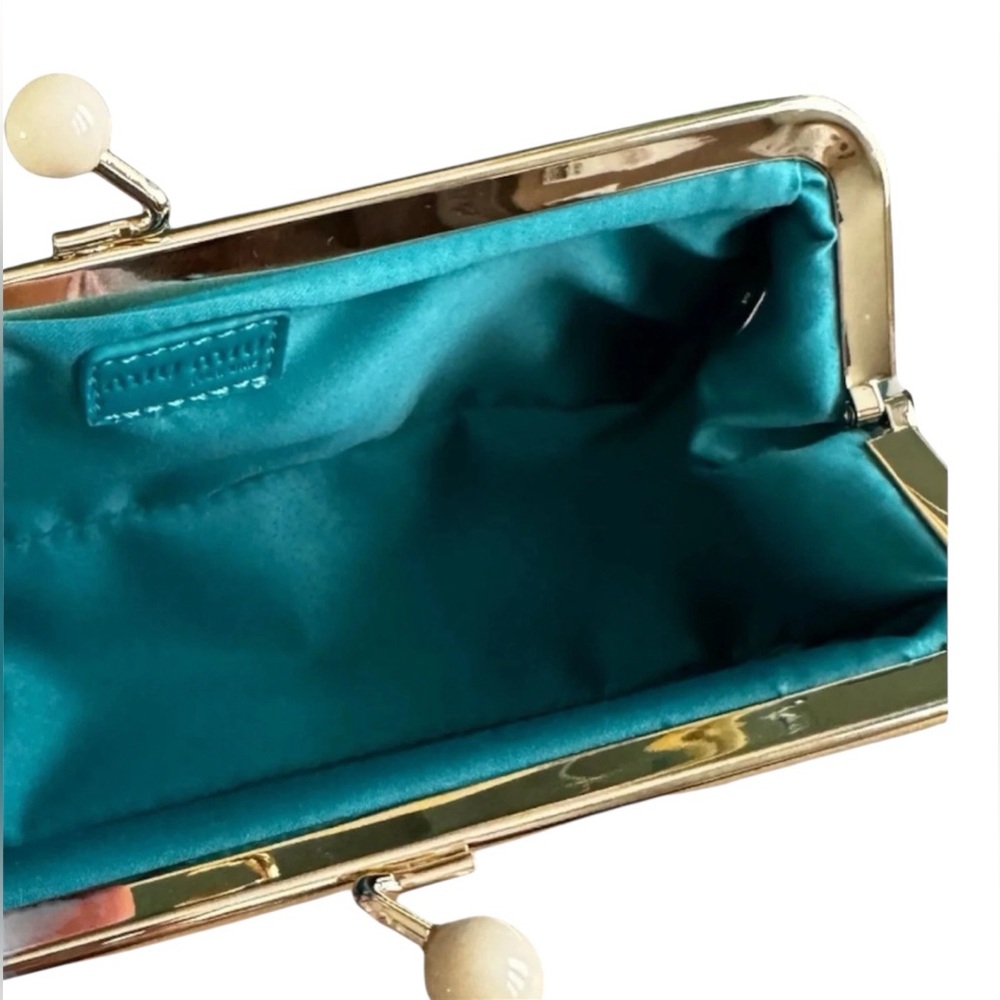 New w/ Box Miu Miu VIP Crossbody Clutch in Tiffany Blue with Gold Hardwa… - Picture 4 of 10